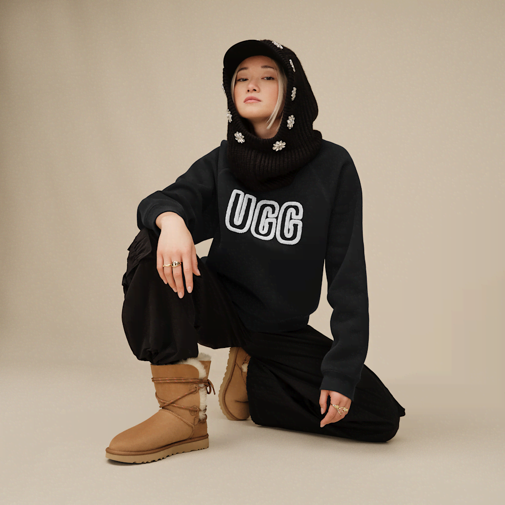 Women's Chenille Appliqué Crewneck Sweatshirt - Chestnut