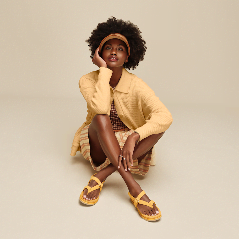 Women's Suede Toe-Post Sandal - Wheat