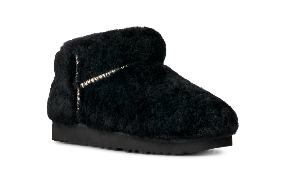 Women's Fluffy Ultra-Short Sheepskin Boot - Black