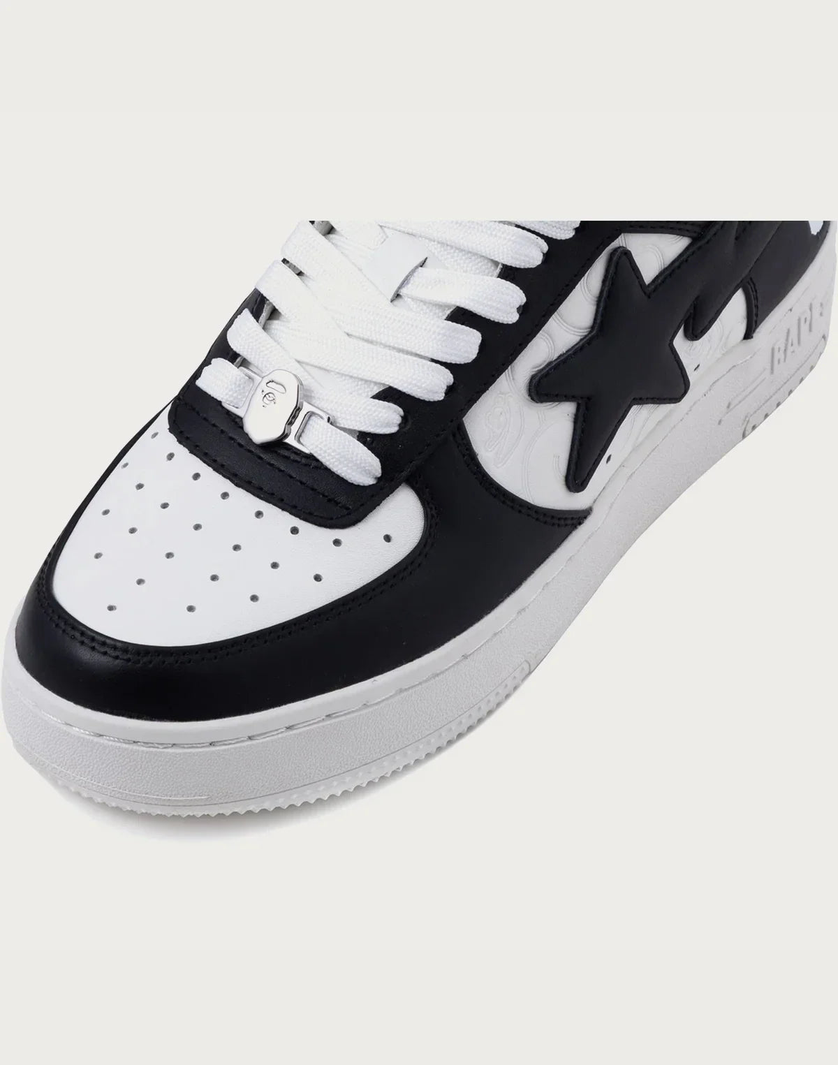 Women's Leather Low Top Sneakers - Blue