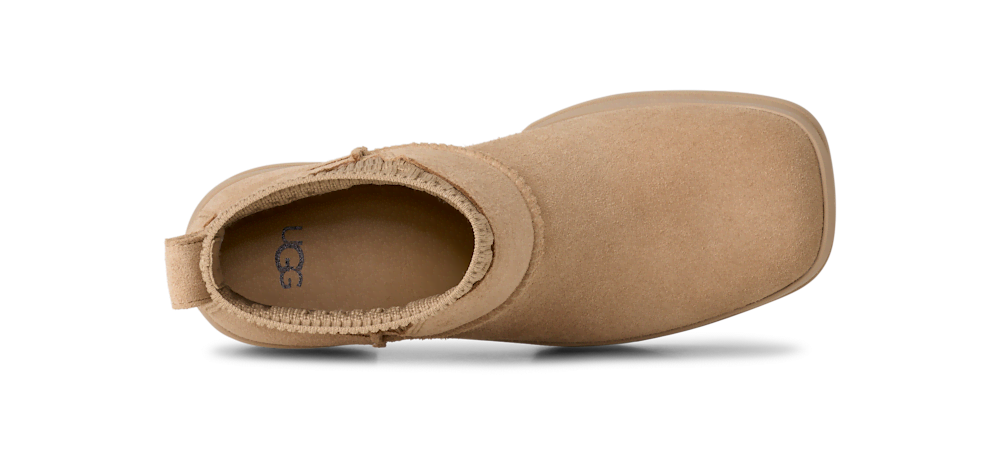 Women's Water-Resistant Chelsea Boot - Chestnut