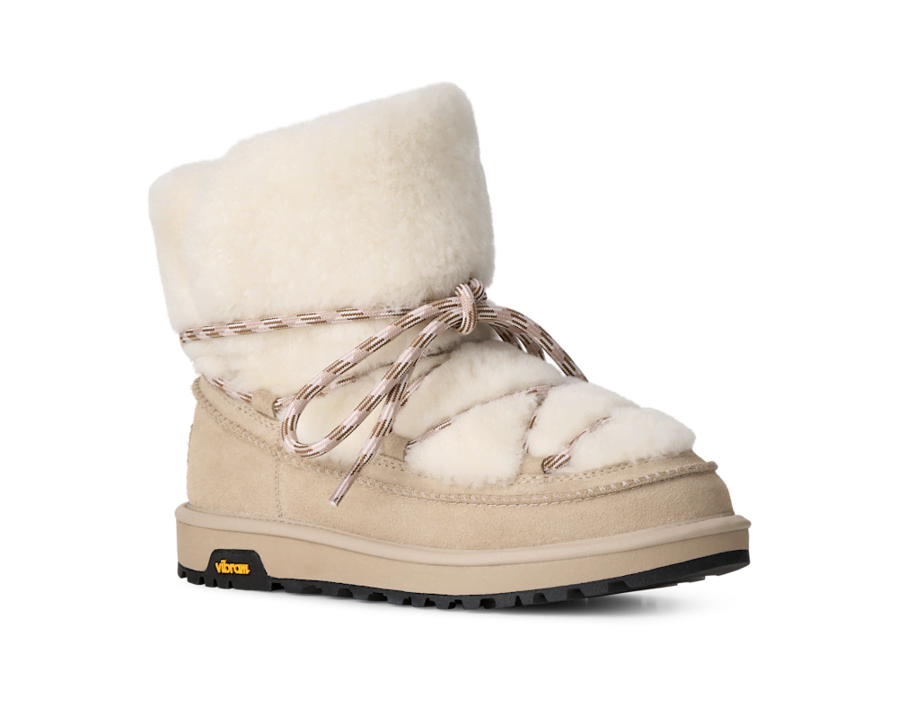 Women's Sheepskin Lace-Up Winter Boot